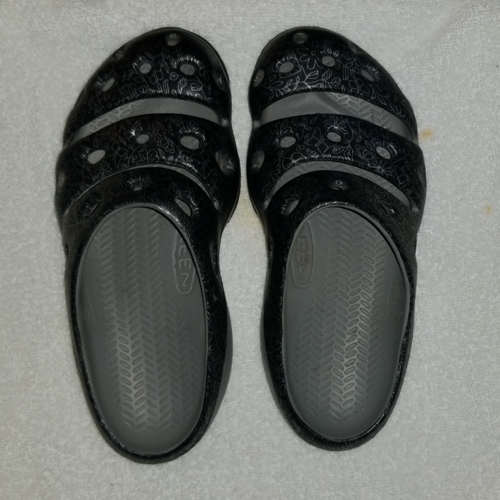 KEEN Women's Summer Clog's Size 7